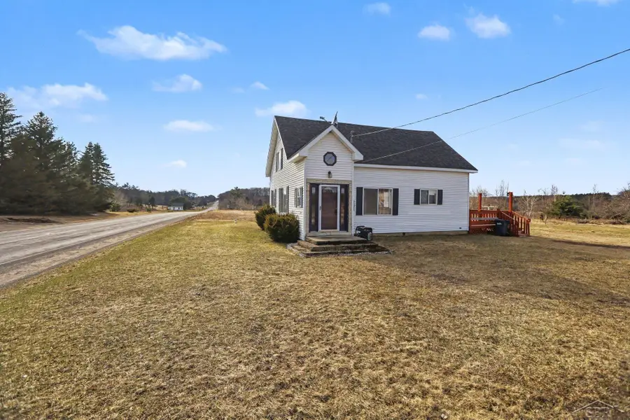 1742 W Moorestown, Lake City, MI 49651 - #2
