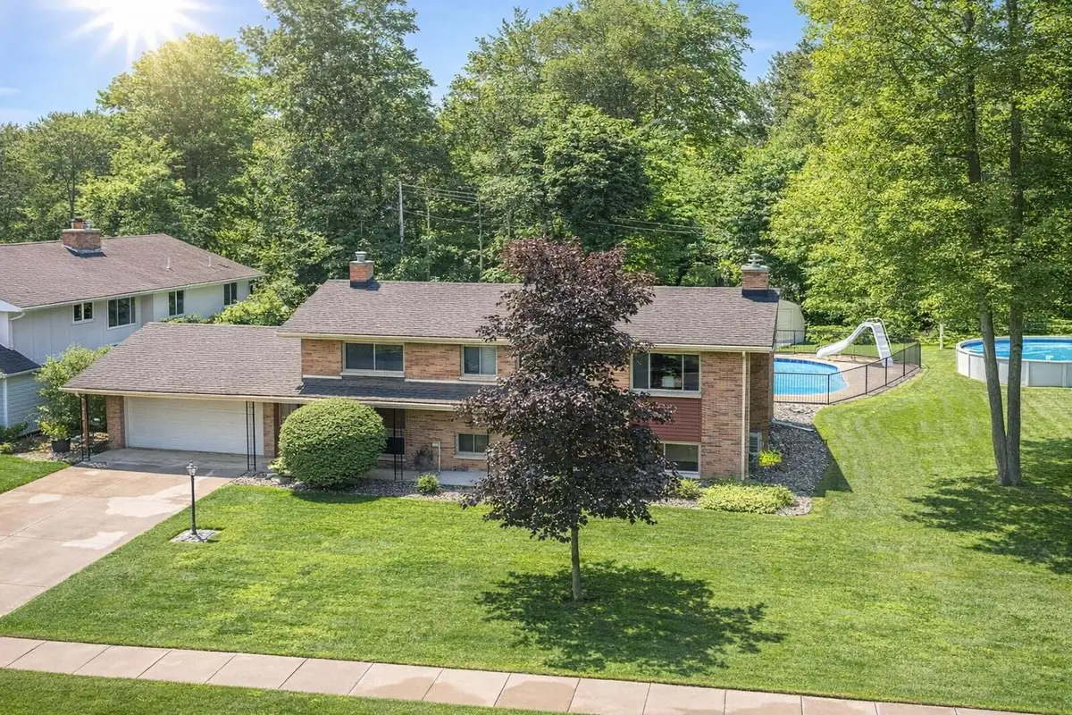 5901 Swede, Midland, MI 48642 - #1