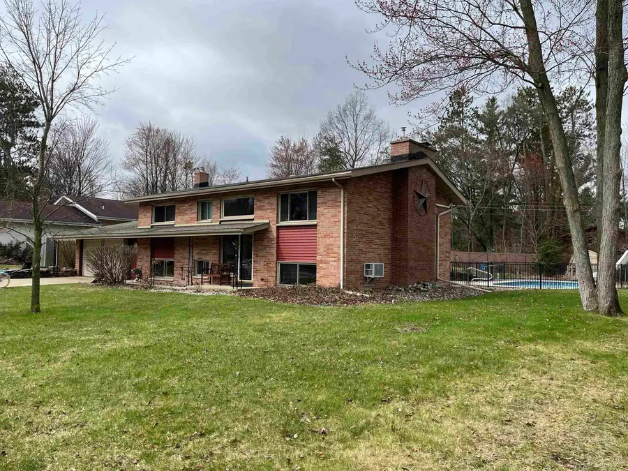 5901 Swede, Midland, MI 48642 - #3