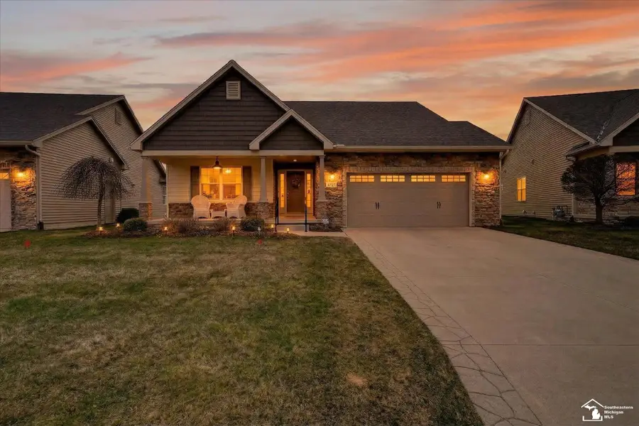 6727 W Summer Breeze, Lambertville, MI 48144 - #2