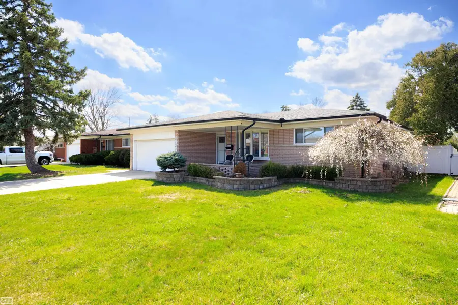 32339 Whitley, Warren, MI 48088 - #3