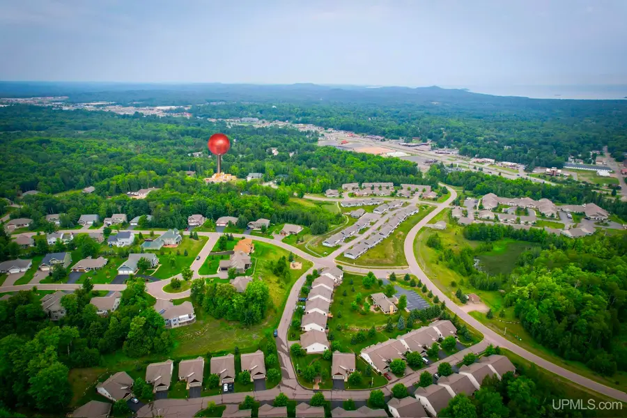 2002 Maple Ridge, Marquette, MI 49855 - #3