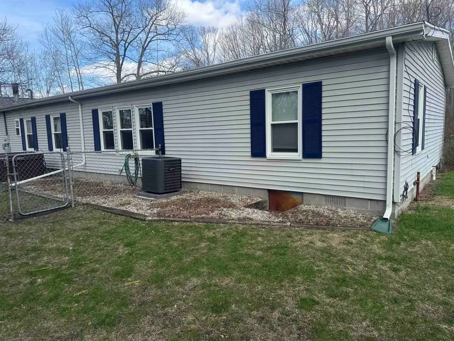 17026 S Merrill, Elsie, MI 48831 - #2