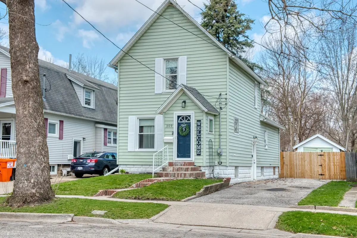 309 E Williams, Owosso, MI 48867 - #1