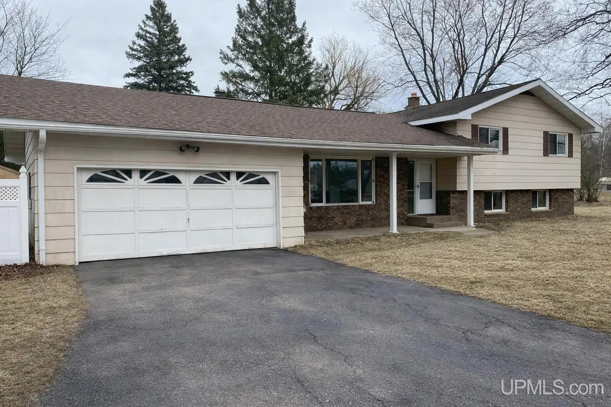 N3326 Quinnesec Lake Antoine, Iron Mountain, MI 49801 - #1