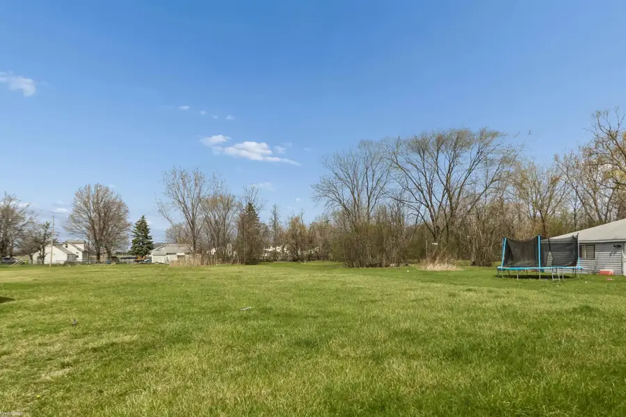 19911 Fenton, Roseville, MI 48066 - #3