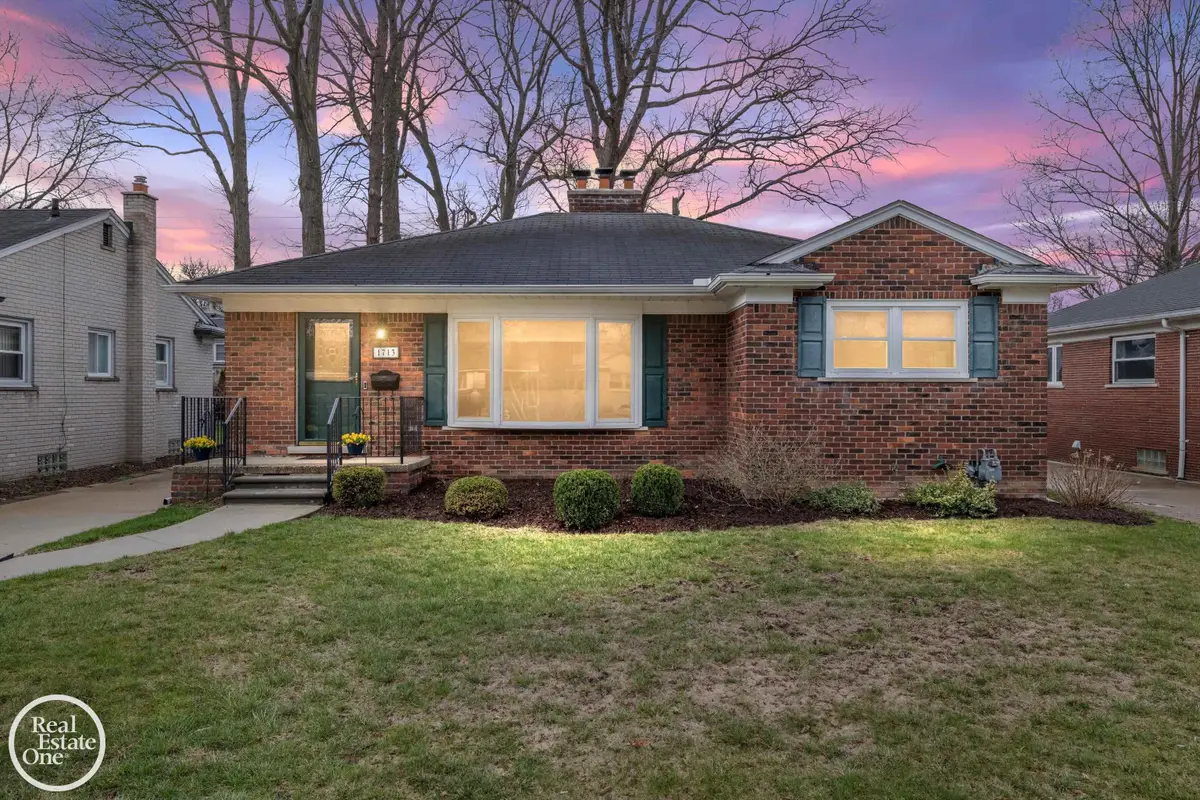 1713 Aline, Grosse Pointe Woods, MI 48236 - #1