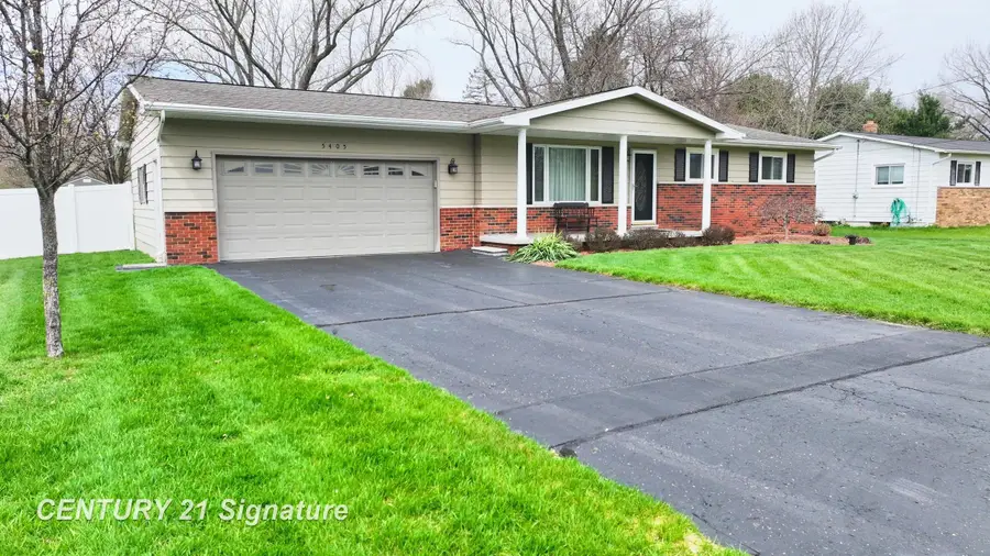 5405 River Ridge, Flushing, MI 48433 - #2