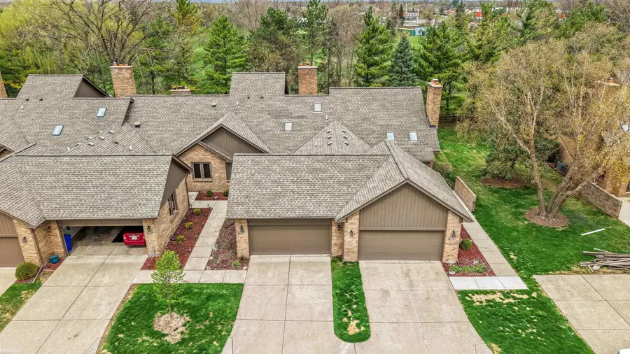 16231 Pine Ridge, Fraser, MI 48026 - #2