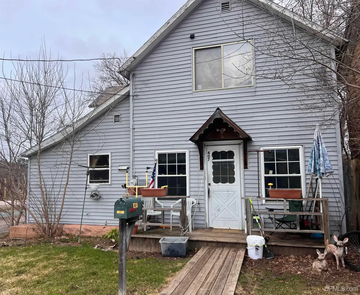 407 5th, Iron Mountain, MI 49801 - #1