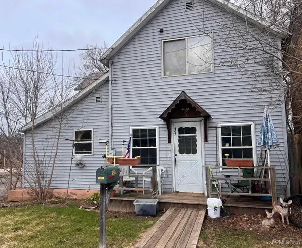 407 5th, Iron Mountain, MI 49801
