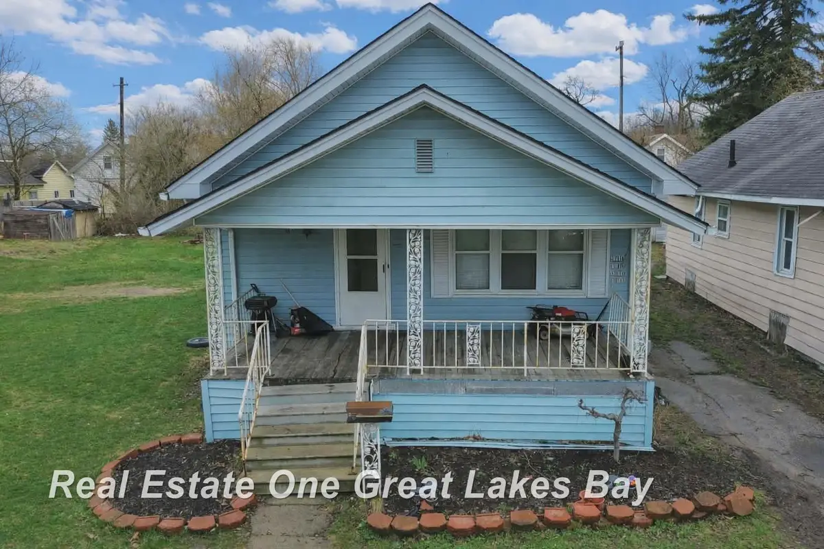 712 N Woodbridge, Saginaw, MI 48602 - #1