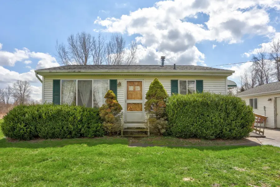 714 E North, Saint Charles, MI 48655 - #2