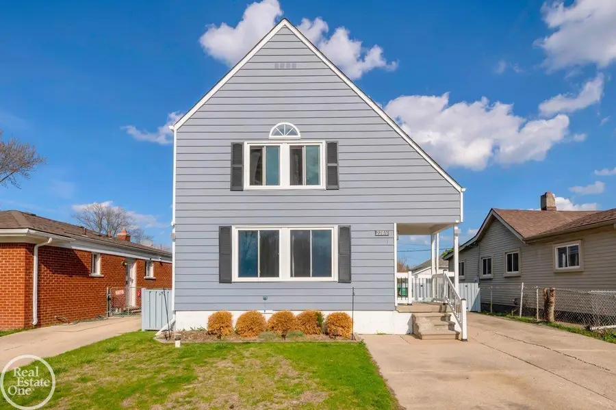 22816 Shakespeare, Eastpointe, MI 48021 - #2