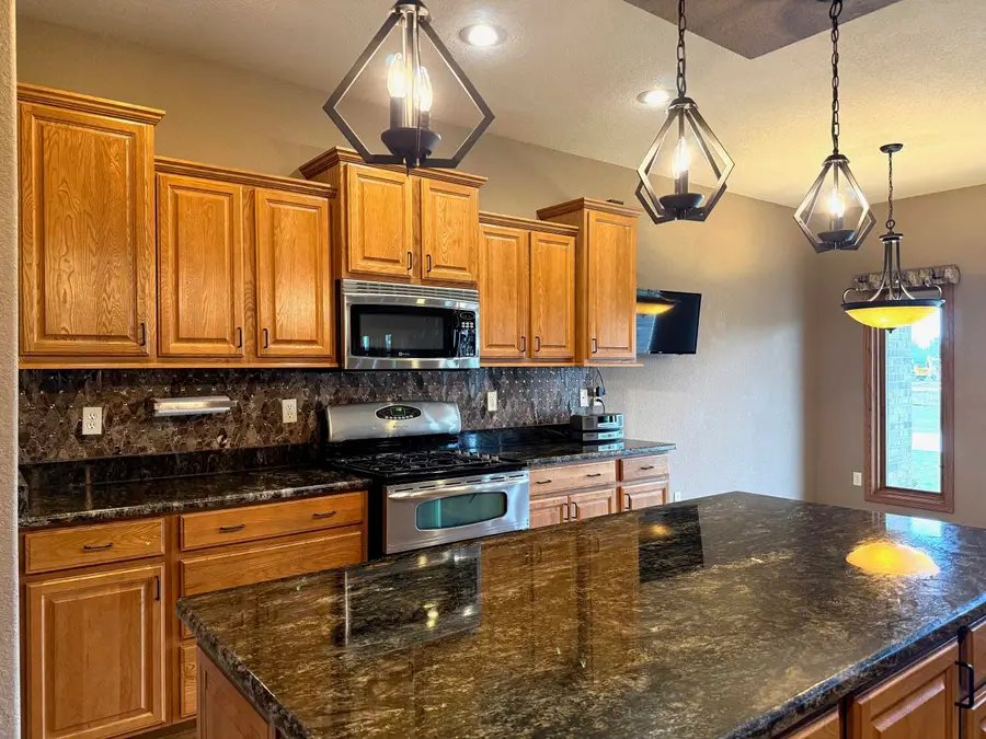 4767 Pine View, Bay City, MI 48706 - #2