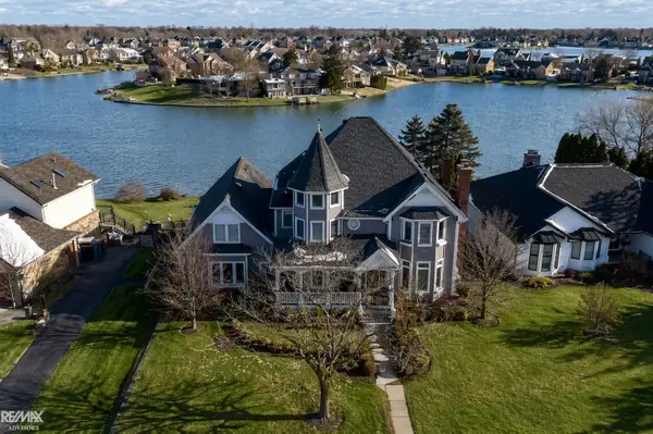 51244 Forster, Shelby, MI 48316