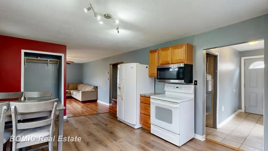 2751 E Deckerville, Caro, MI 48723 - #2