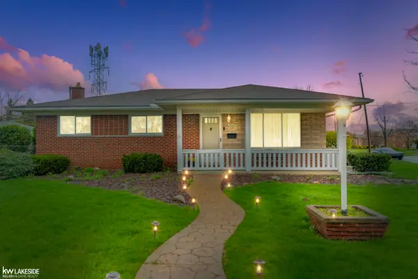 34489 Coachwood, Sterling Heights, MI 48312