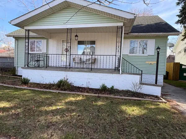 1710 White, Port Huron, MI 48060