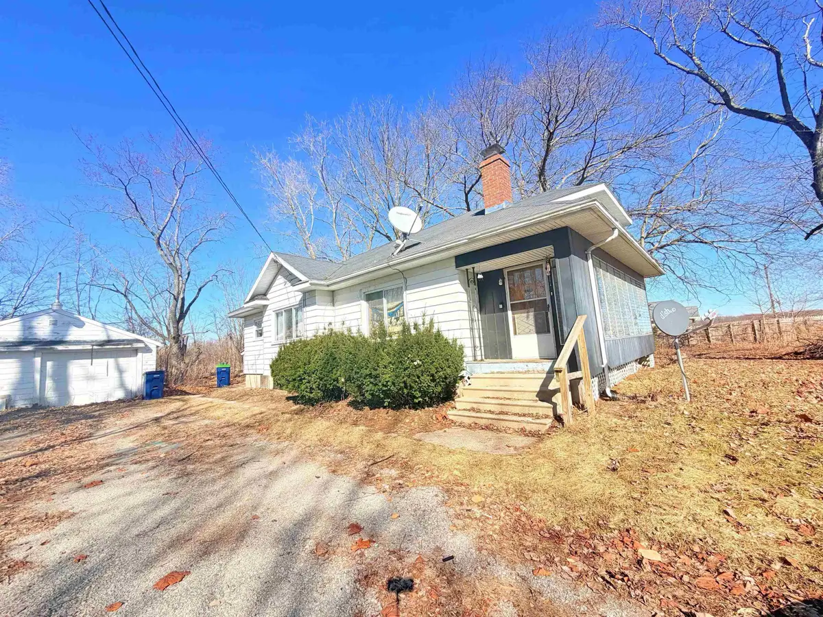 1820 Husen, Saginaw, MI 48601 - #1