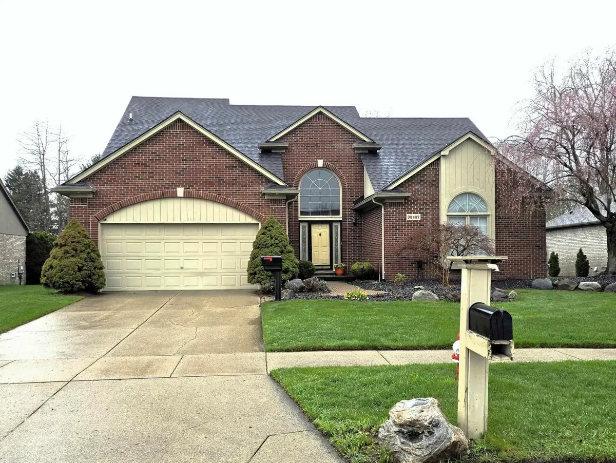 38487 River Park, Sterling Heights, MI 48313 - #1