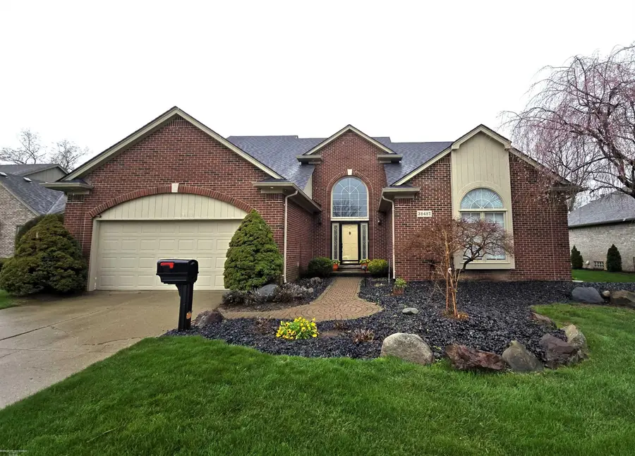 38487 River Park, Sterling Heights, MI 48313 - #3