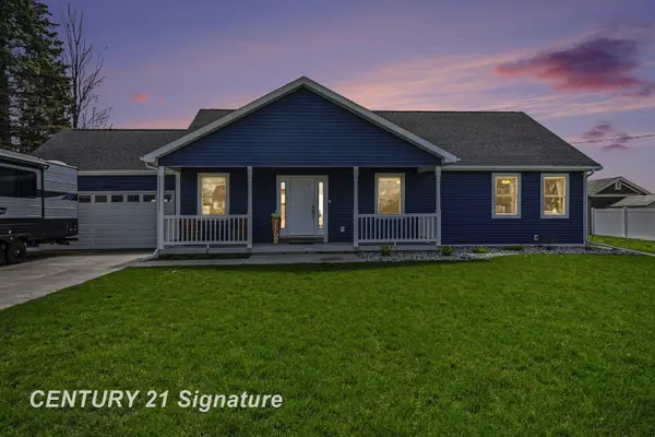 8679 Gilmour, Freeland, MI 48623