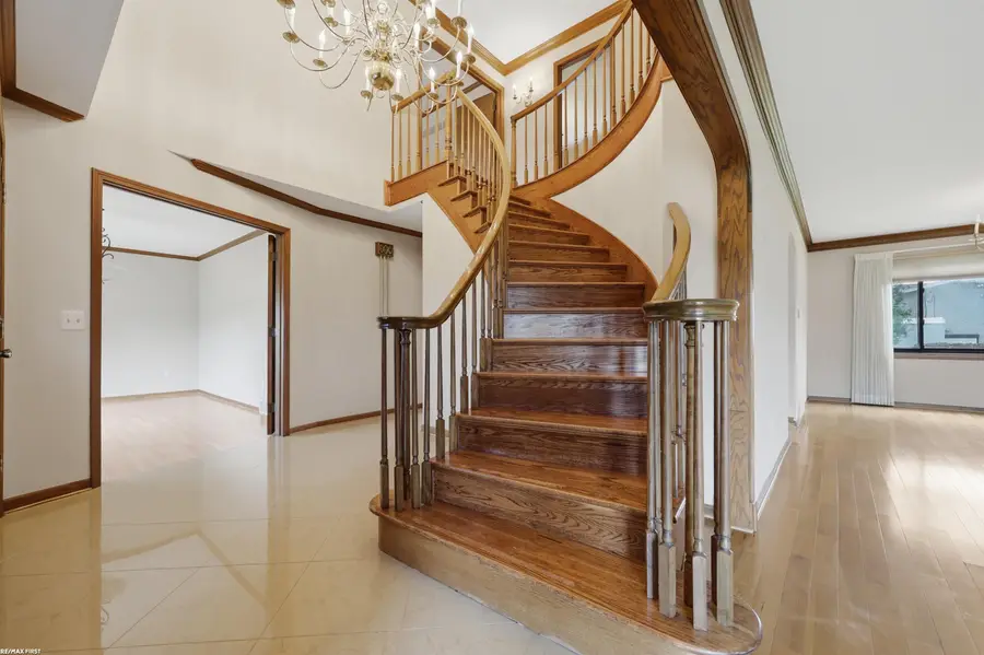 38300 Santa Barbara, Clinton Township, MI 48036 - #3