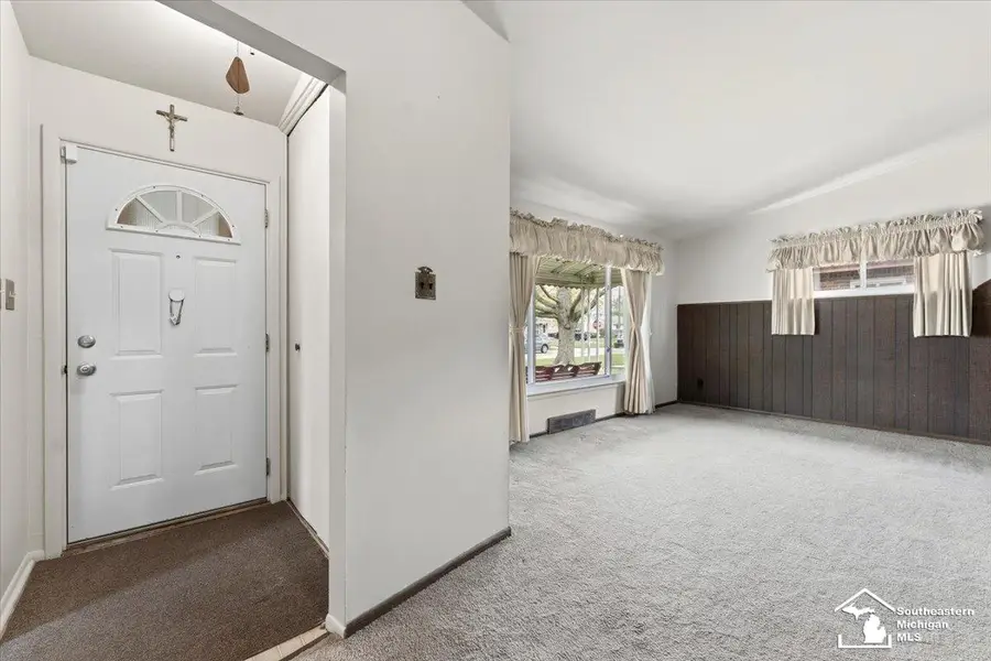 8435 Clippert, Taylor, MI 48180 - #3