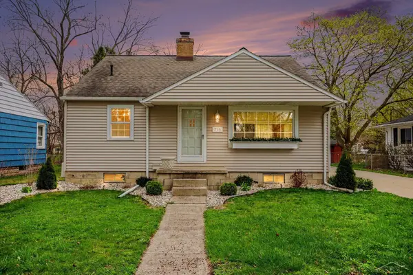 715 Maple, Essexville, MI 48732