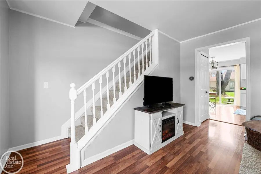 28070 Coleridge, Harrison Township, MI 48045 - #3