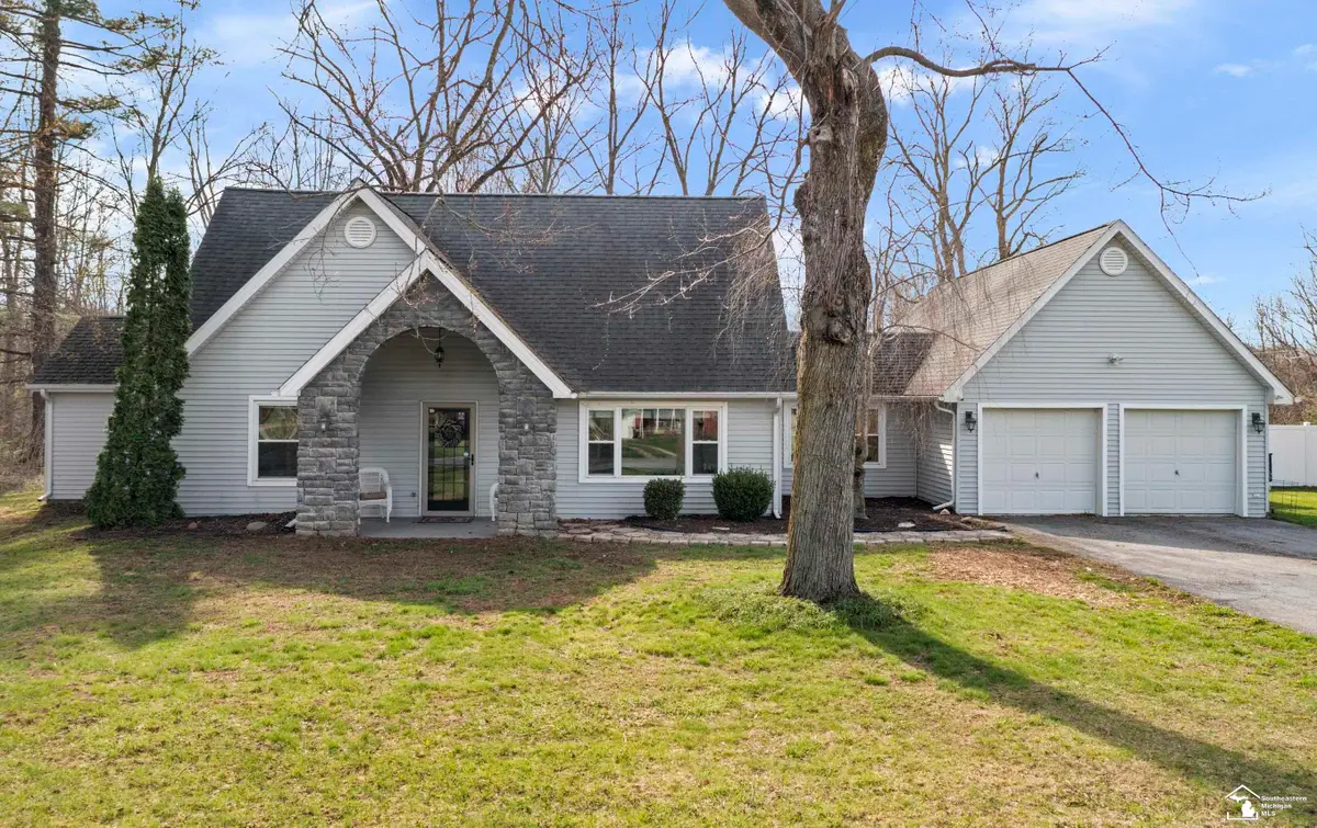 9505 Secor, Temperance, MI 48182 - #1