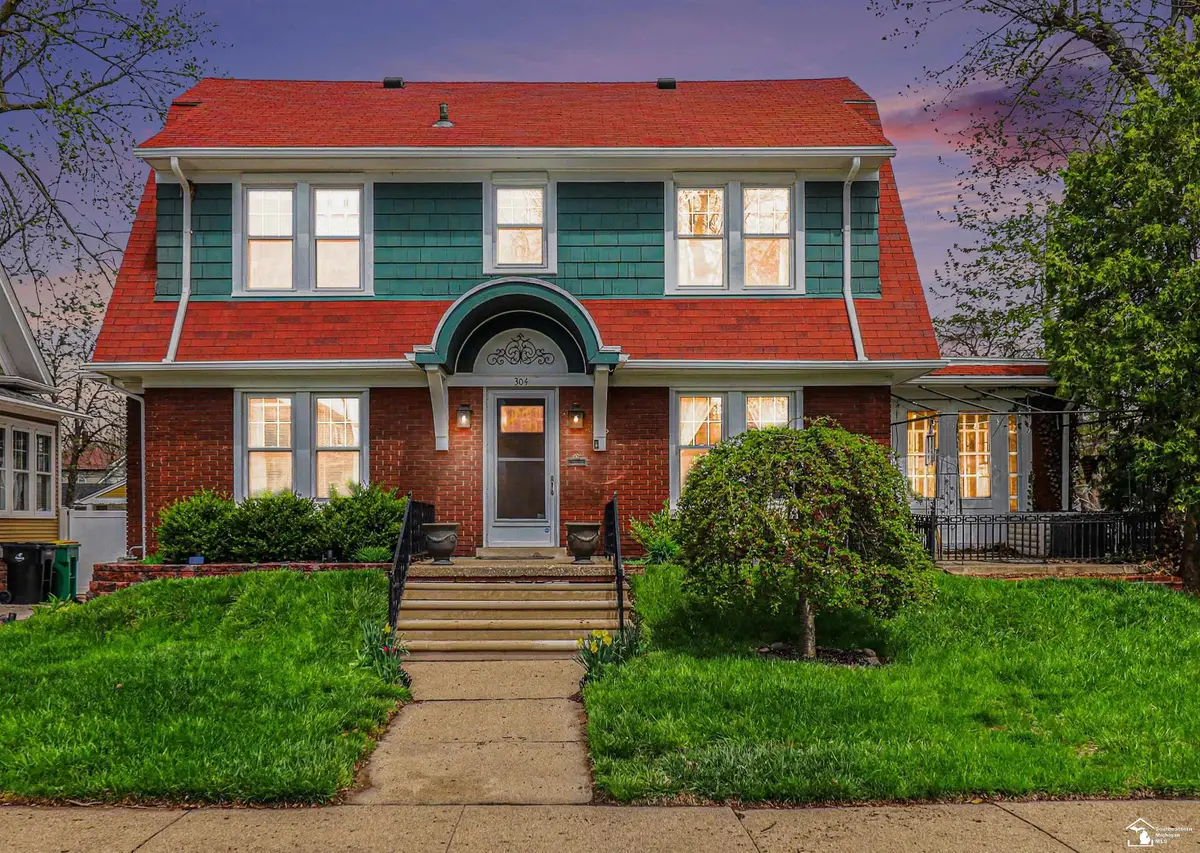 304 Chestnut, Wyandotte, MI 48192 - #1