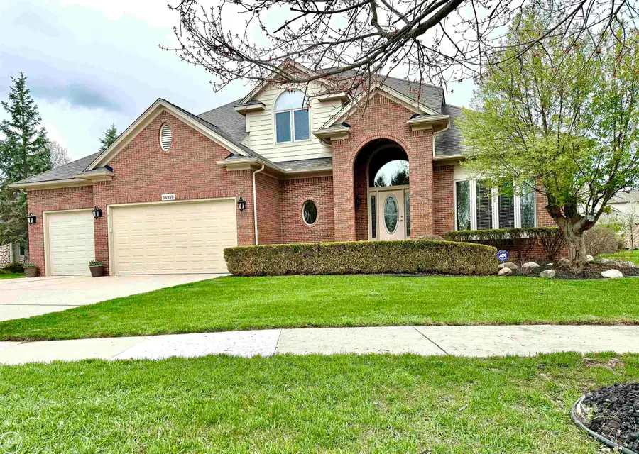 54959 Danielle, New Baltimore, MI 48047 - #2