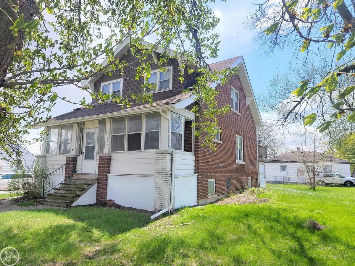 15350 E 10 Mile, Eastpointe, MI 48021 - #1