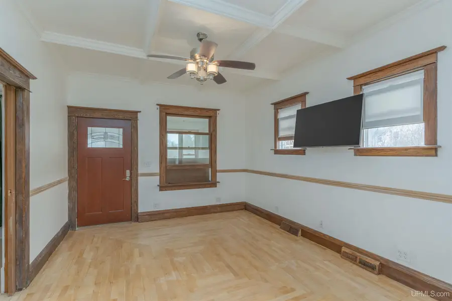 201 Lennox, Caspian, MI 49915 - #3