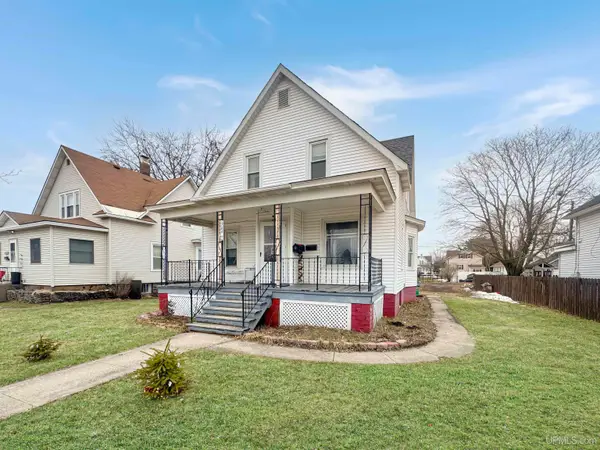 309 S 18th, Escanaba, MI 49829