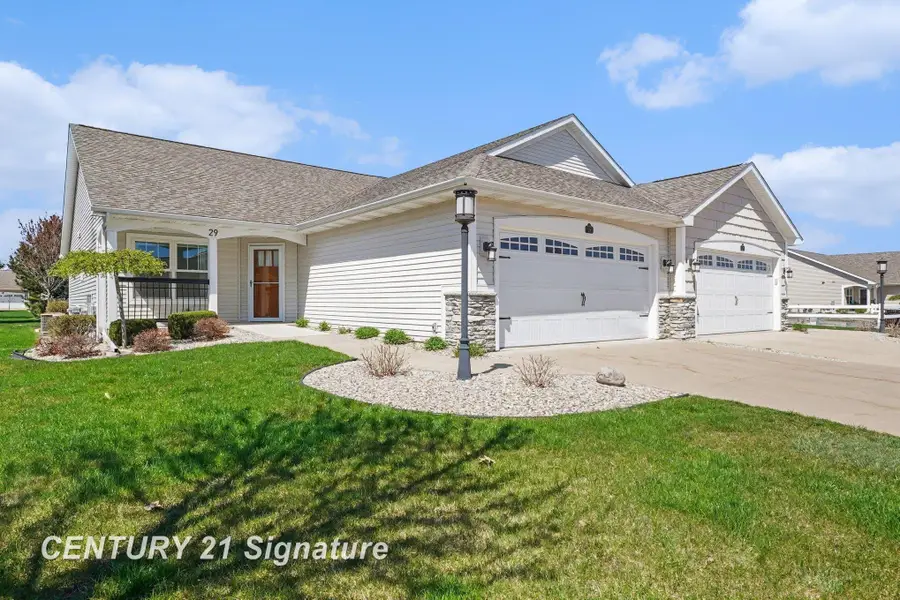 29 Tuscany, Saginaw, MI 48603 - #2
