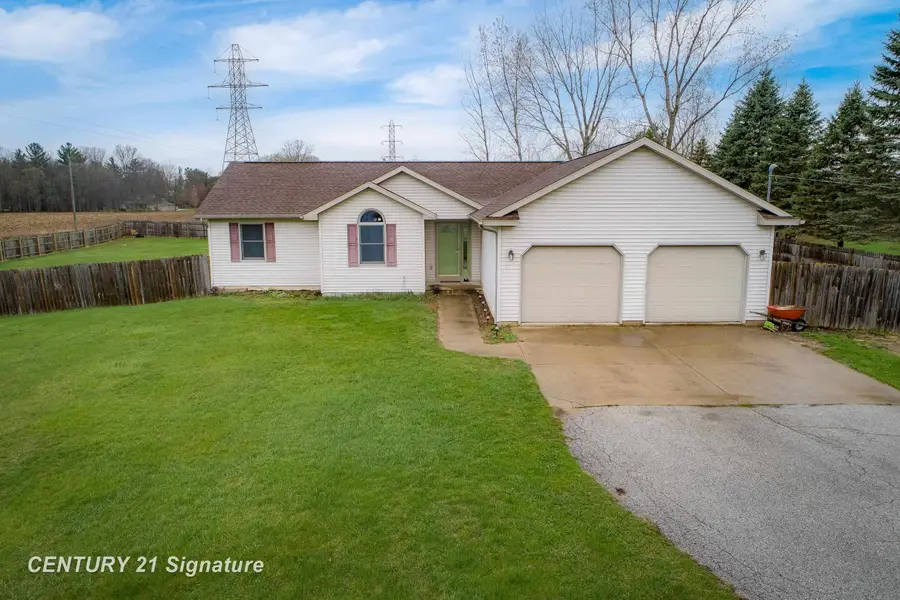 5501 N River, Freeland, MI 48623 - #2