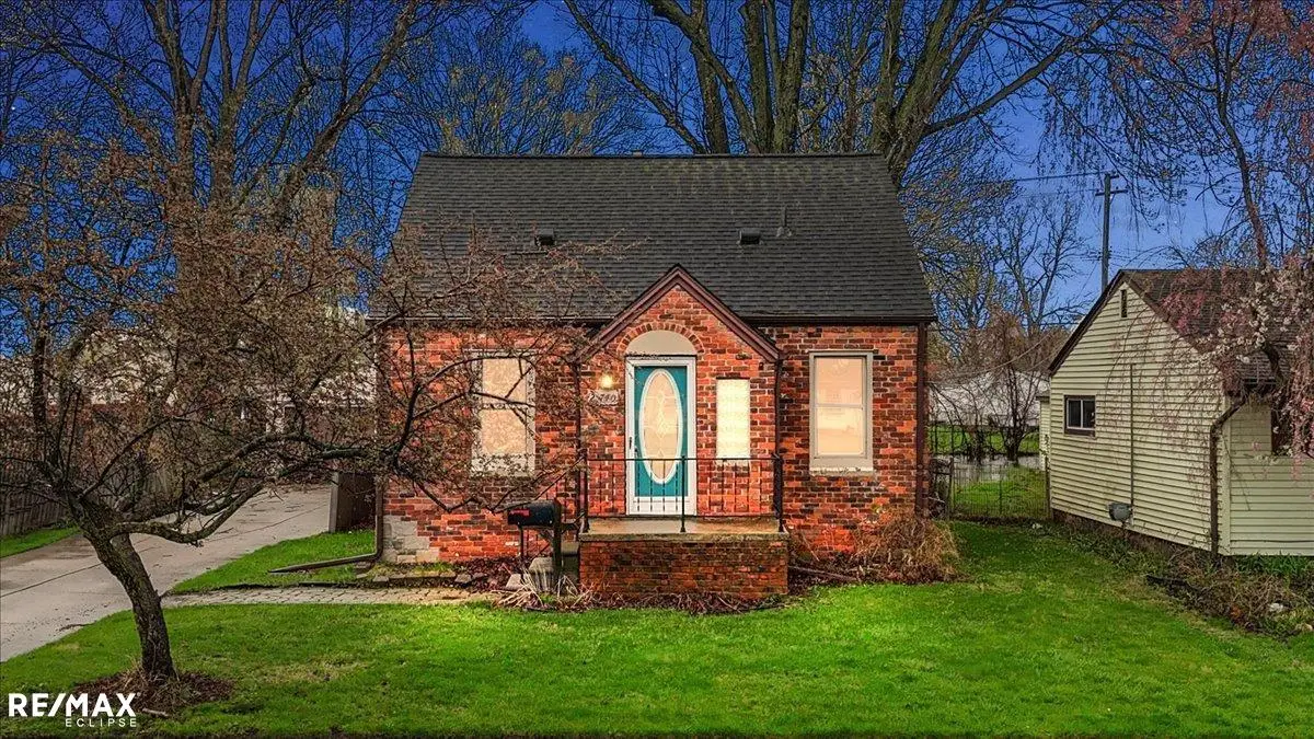 21740 Francis, Saint Clair Shores, MI 48082 - #1