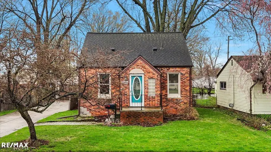 21740 Francis, Saint Clair Shores, MI 48082 - #2