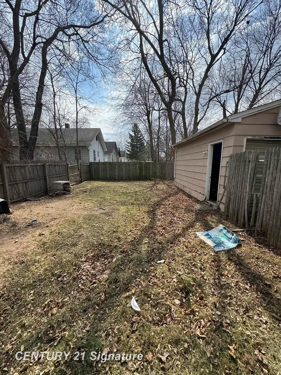 2007 W Genesee, Saginaw, MI 48602 - #2