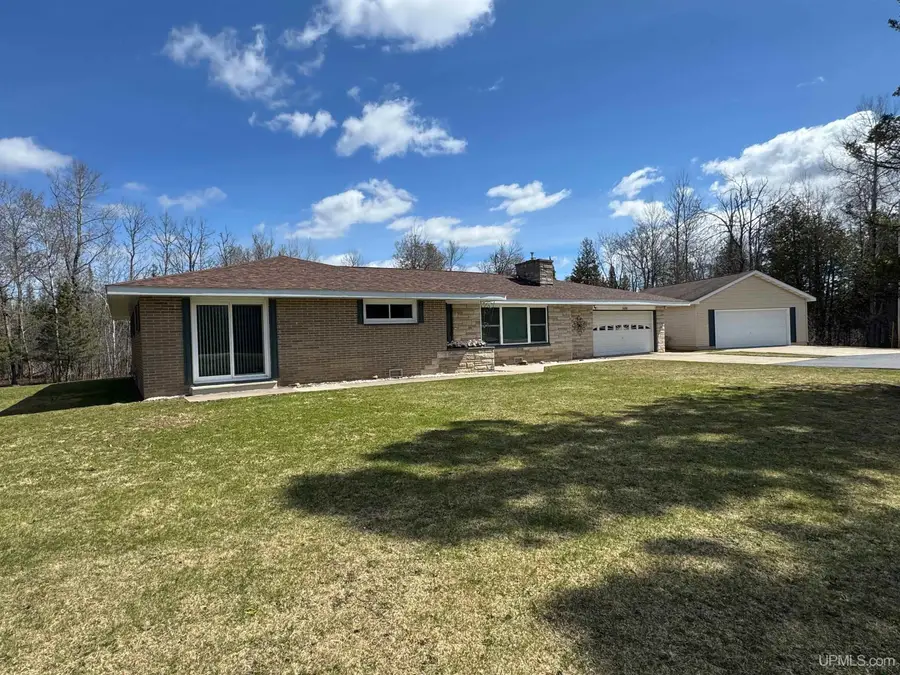 8610 County 426 L R, Cornell, MI 49818 - #2