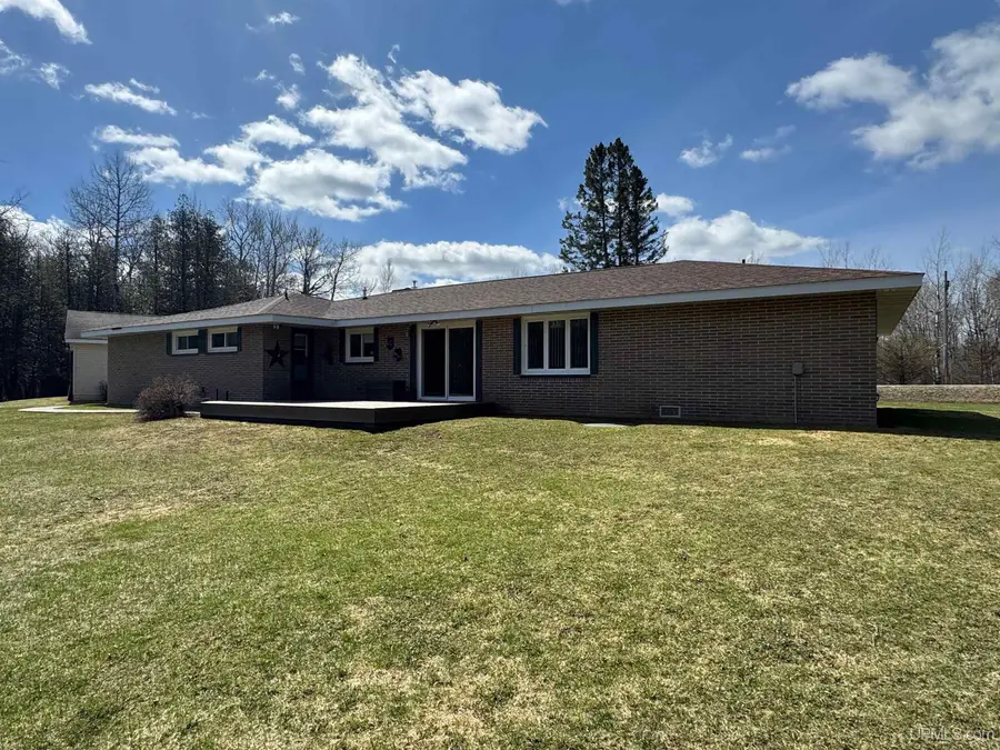 8610 County 426 L R, Cornell, MI 49818 - #3