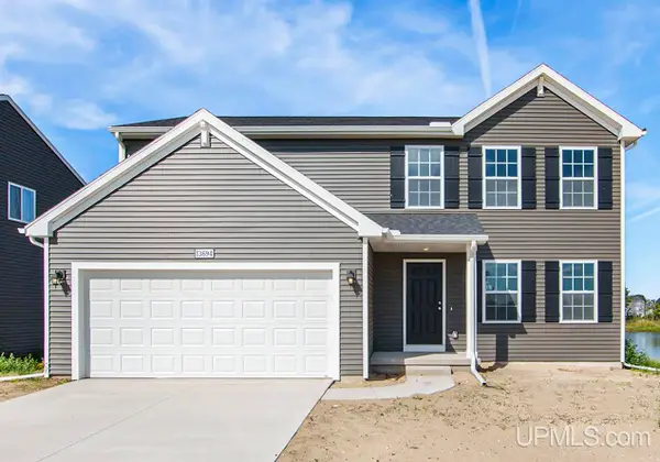 627 Oak Lawn, Hancock, MI 49930