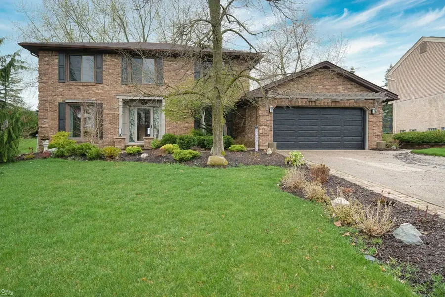 1095 Hathaway Rising, Rochester Hills, MI 48306 - #2