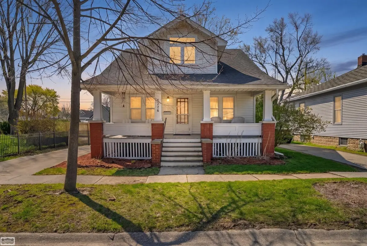 1226 Young, Port Huron, MI 48060 - #1