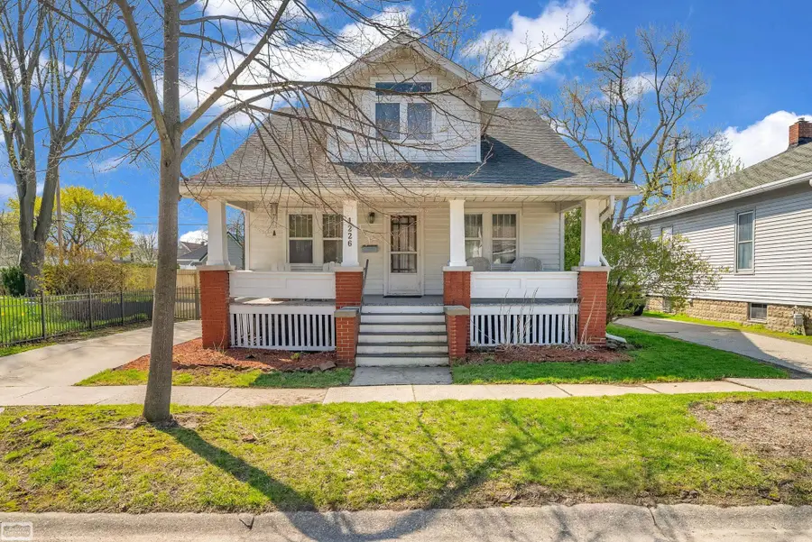 1226 Young, Port Huron, MI 48060 - #2