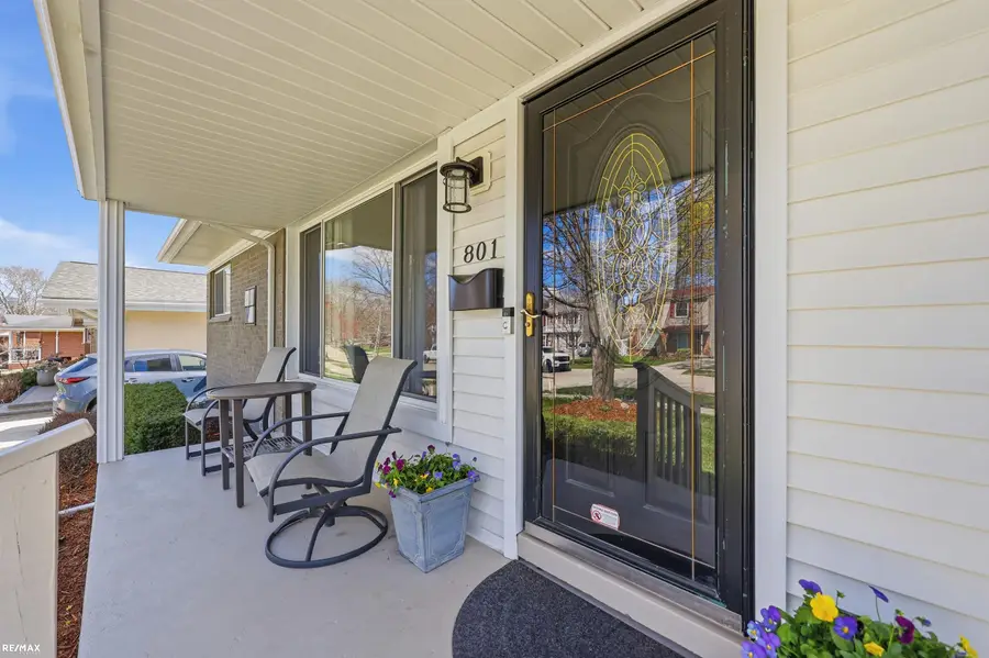 801 W Baker, Clawson, MI 48017 - #2