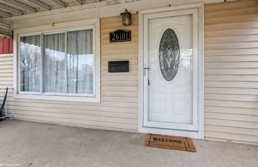 26101 Compson, Roseville, MI 48066 - #3